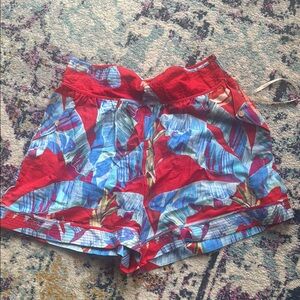 Farm Rio sweet jungle red shorts size Small (S)